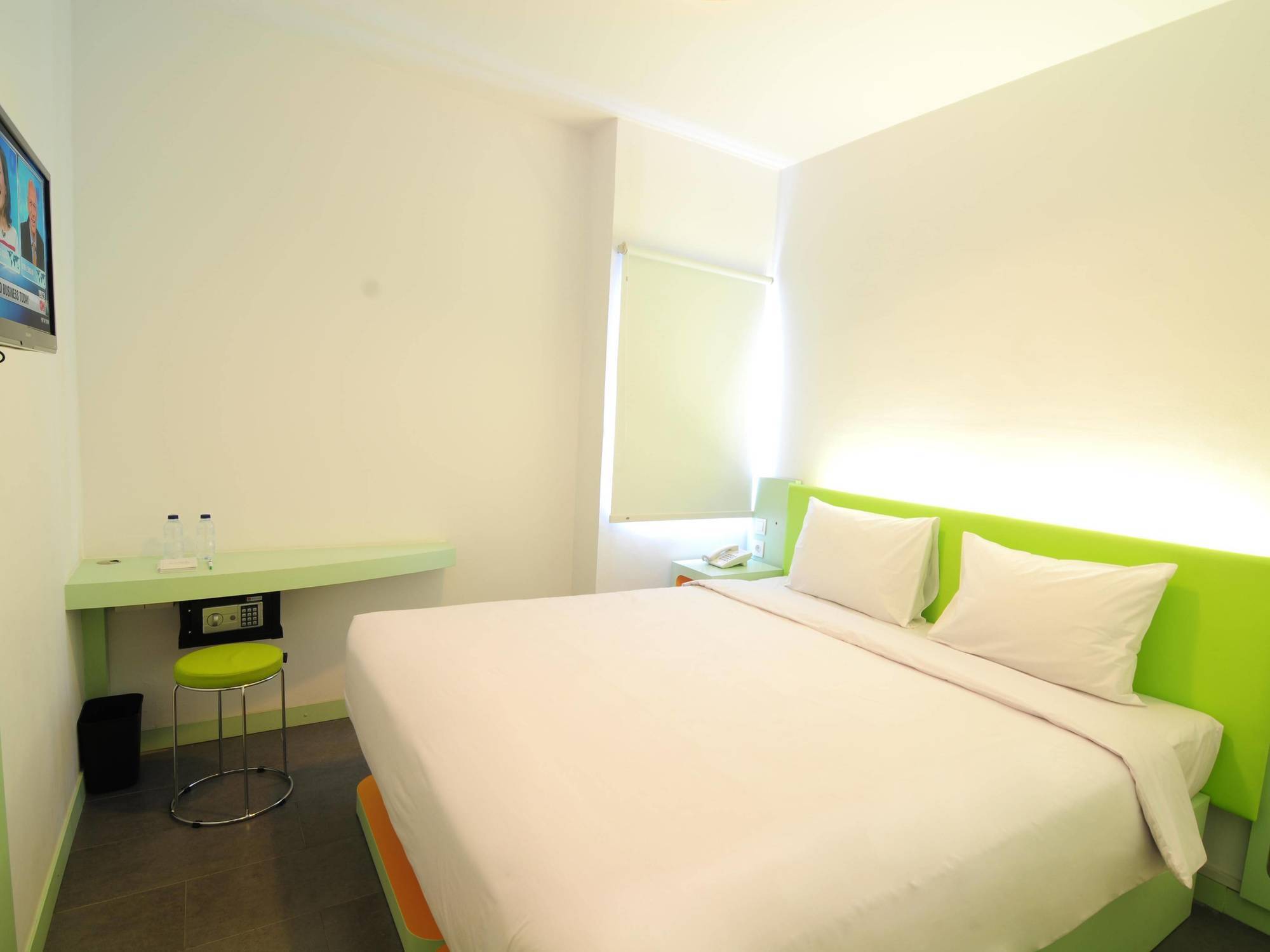 Swift Inn Aeropolis Airport Тангеранг Екстер'єр фото